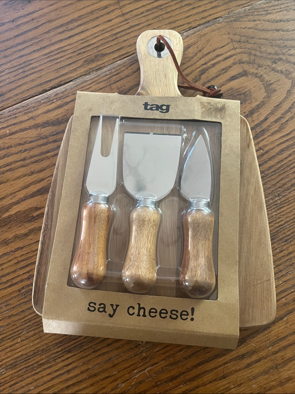 tag Say Cheese! 3-Piece Wood Handle Cheese Knife Set - Brown
